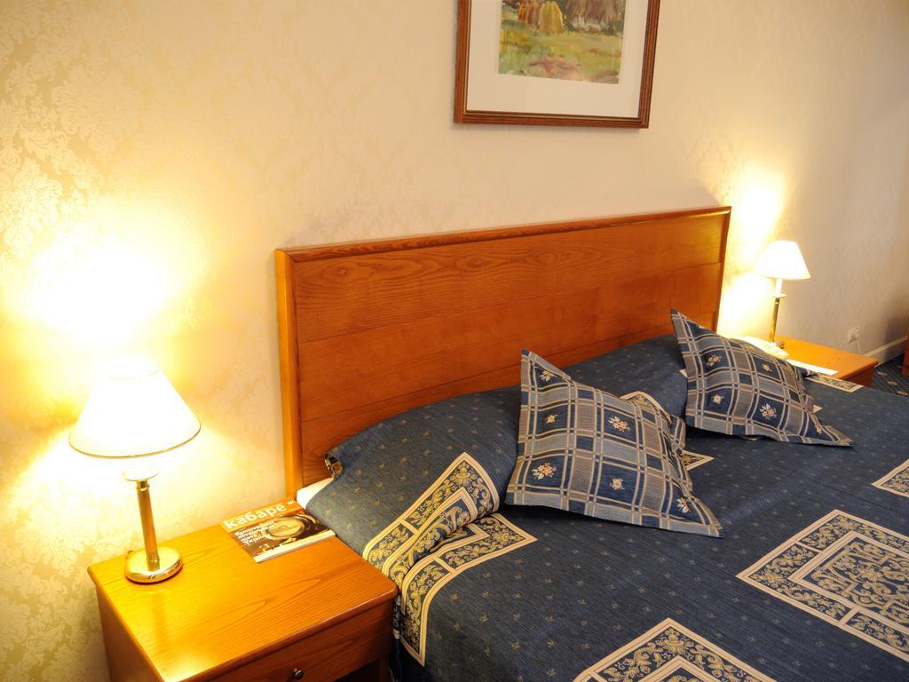 Grand Hotel Ukraine Dnipro Esterno foto