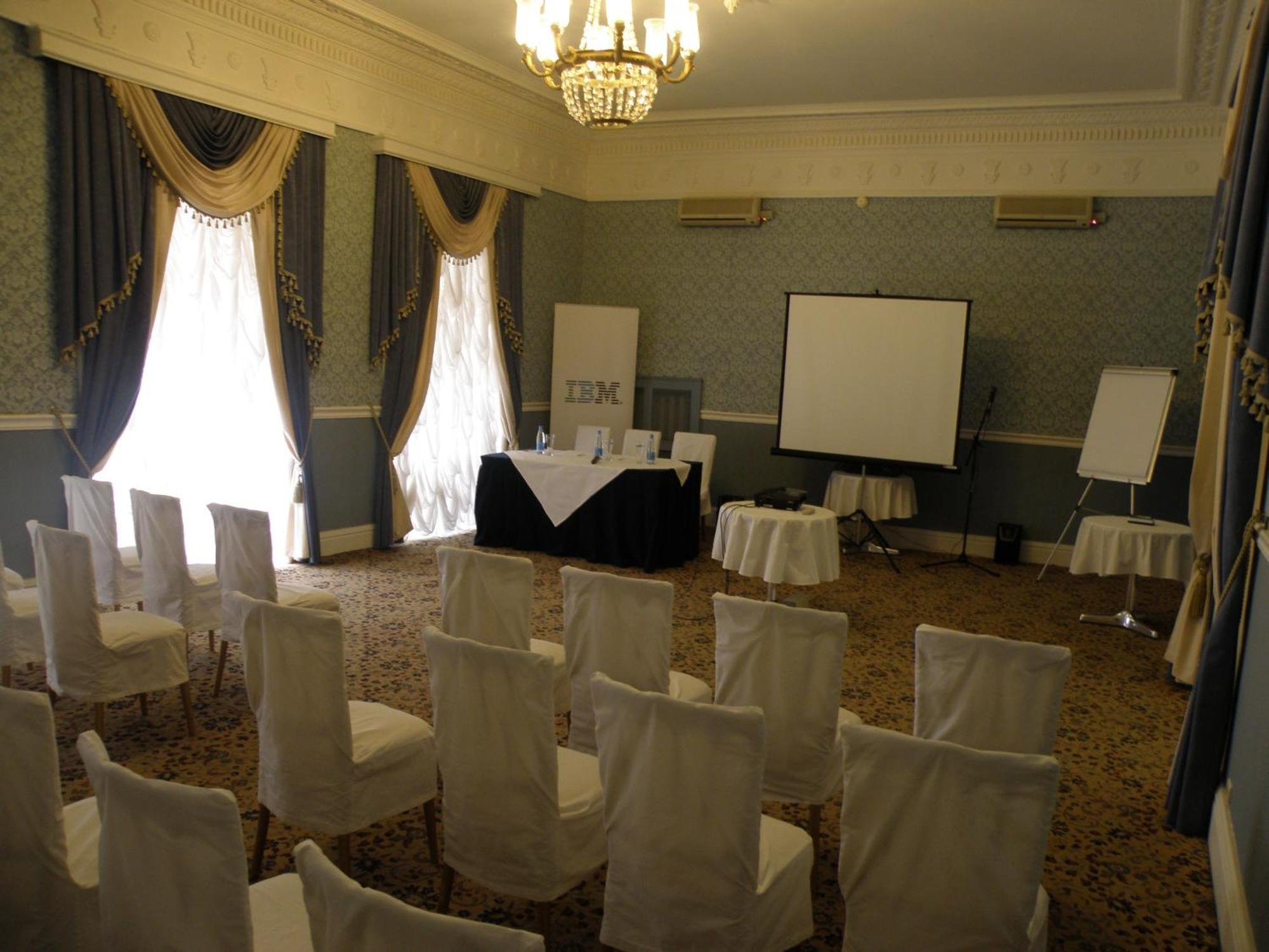 Grand Hotel Ukraine Dnipro Esterno foto