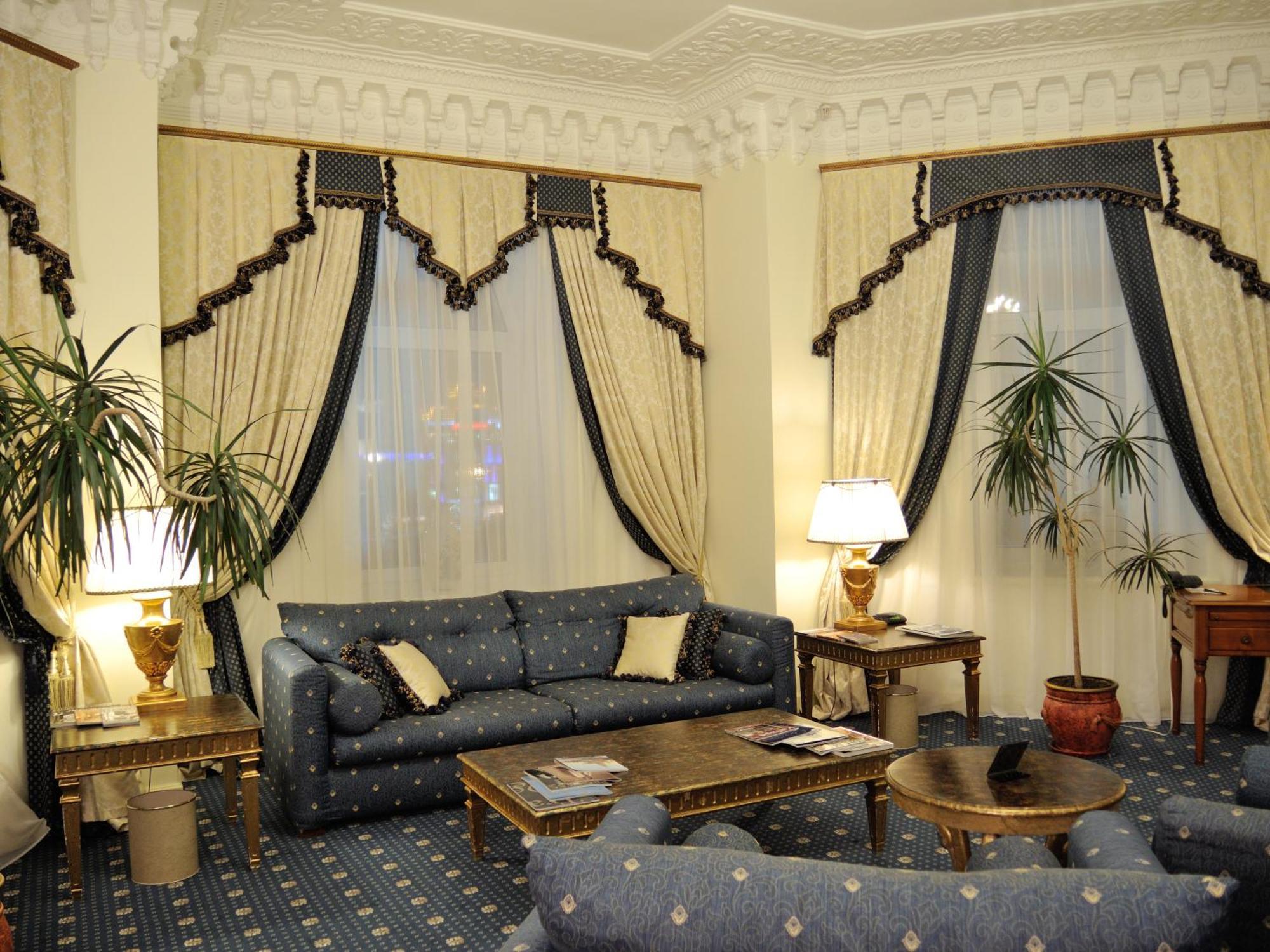 Grand Hotel Ukraine Dnipro Esterno foto