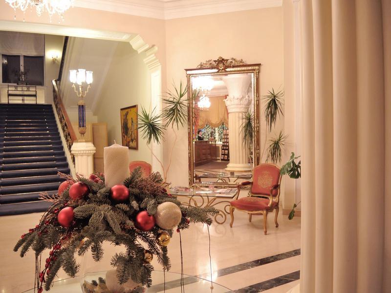 Grand Hotel Ukraine Dnipro Esterno foto